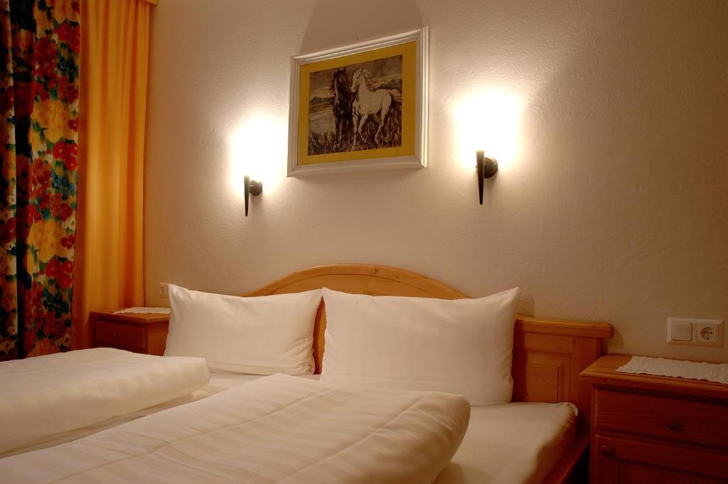 Gasthof Neumeister Stumm Ruang foto